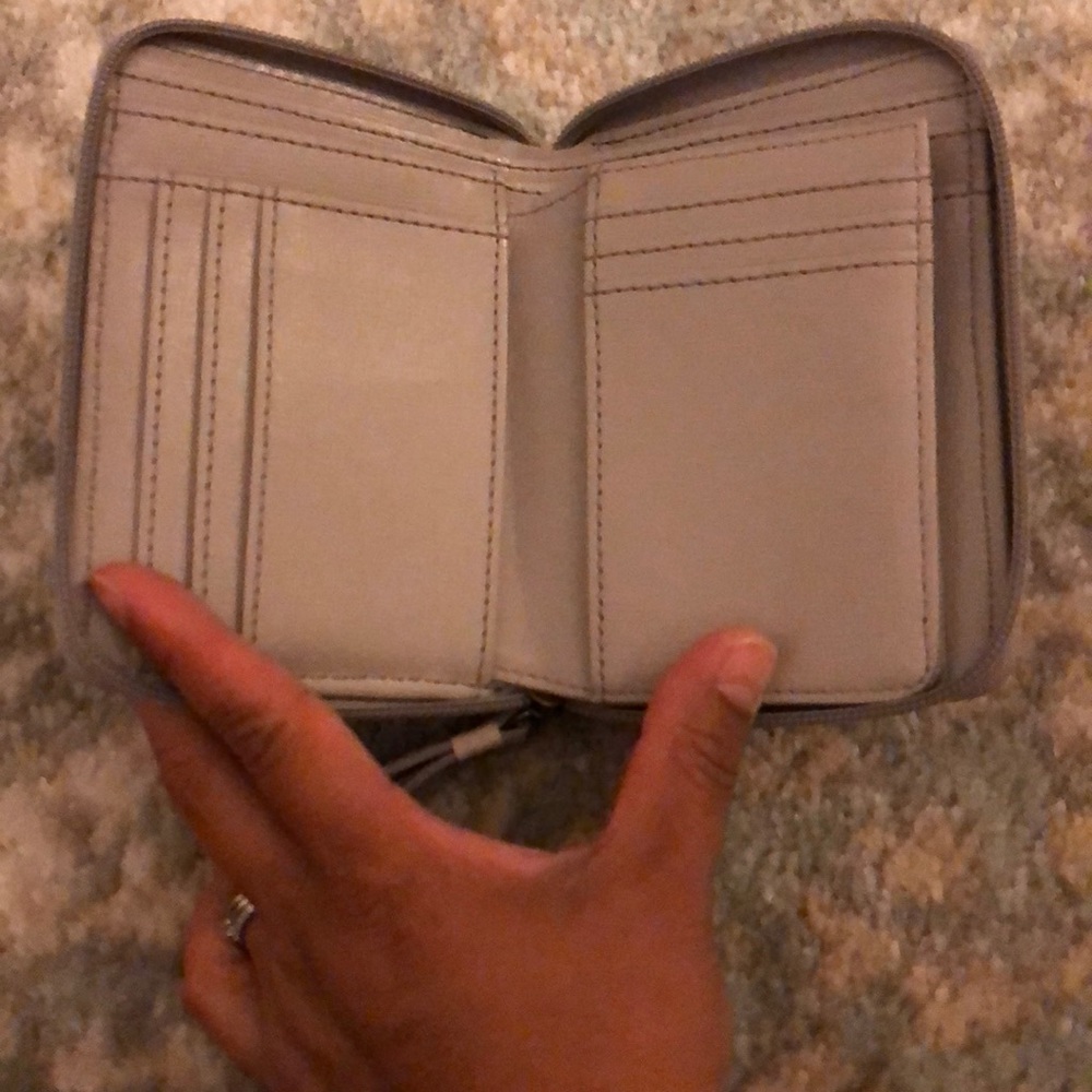 Wallet. - Picture 2 of 5
